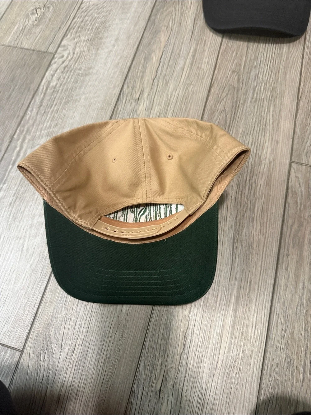 OTTO Two-Tone Beige Crown Dark Green Brim Godspeed Cap